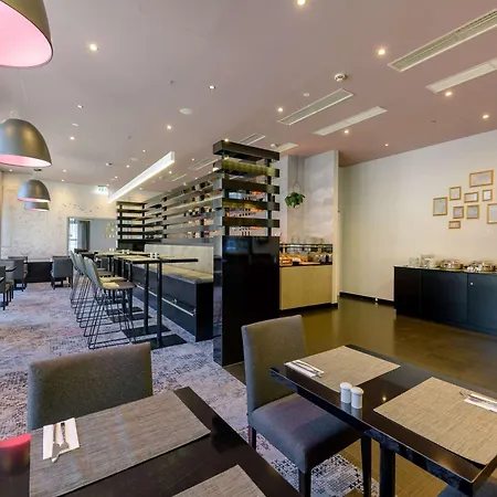 维尔茨堡麦纽夫美居酒店 维尔茨堡